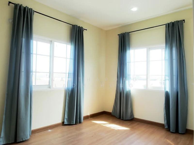 Golden Town Ladprao-Kaset Nawamin, Bangkok, 48 Prasert Manukit Soi 48, Chorake Bua, Lat Phrao, Bangkok, 5 Bedrooms, 187 sqm, Single Detached House For Rent, by Natthapong Laomahong, 500505977 - DDproperty.com