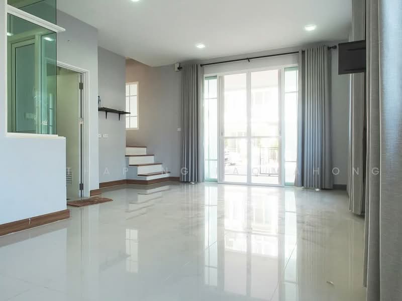 Golden Town Ladprao-Kaset Nawamin, Bangkok, 48 Prasert Manukit Soi 48, Chorake Bua, Lat Phrao, Bangkok, 5 Bedrooms, 187 sqm, Single Detached House For Sale, by Natthapong Laomahong, 500505981 - DDproperty.com