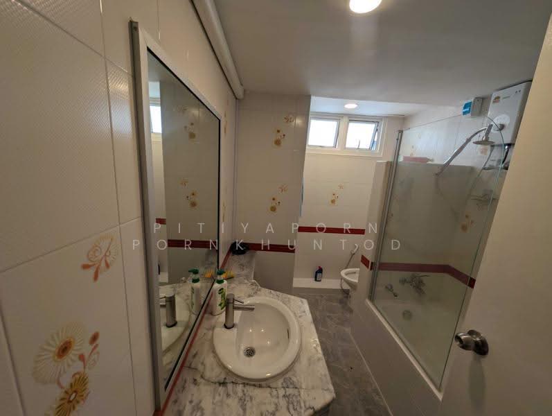 Jomtien Complex Condotel, Chon Buri (Pattaya), 414 Thappraya Road, Nong Pru, Bang Lamung (Pattaya), Chon Buri (Pattaya), 2 Bedrooms, 193 sqm, Condo For Sale, by Pitiyaporn Pornkhuntod, 500505997 - DDproperty.com