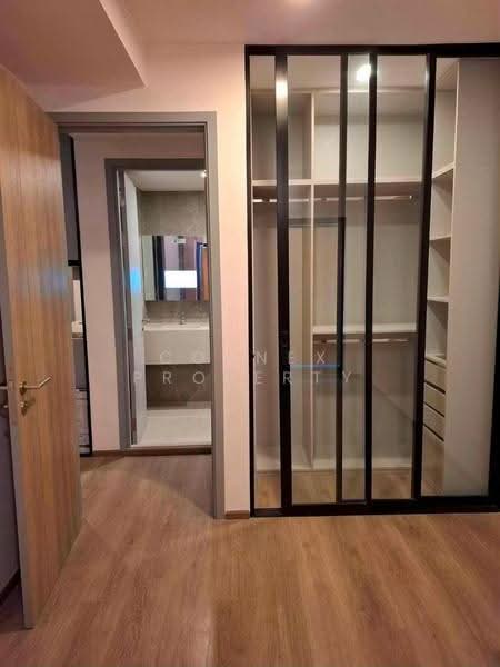 SOHO Bangkok Ratchada, Bangkok, 74 Pracha Rat Bamphen Rd, Huai Khwang, Bangkok, 1 Bedroom, 35 sqm, Condo For Sale, by Connex Property, 500506022 - DDproperty.com