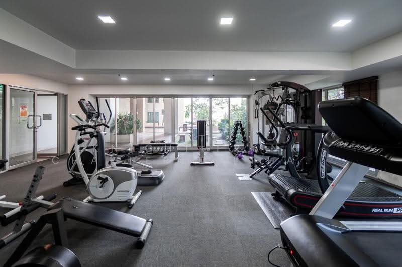 My Resort Bangkok, Bangkok, 1724 Petchaburi Road, Bang Kapi, Huai Khwang, Bangkok, 2 Bedrooms, 195 sqm, Condo For Sale, by Knight Frank Chartered (Thailand) Co.,Ltd, 500506061 - DDproperty.com