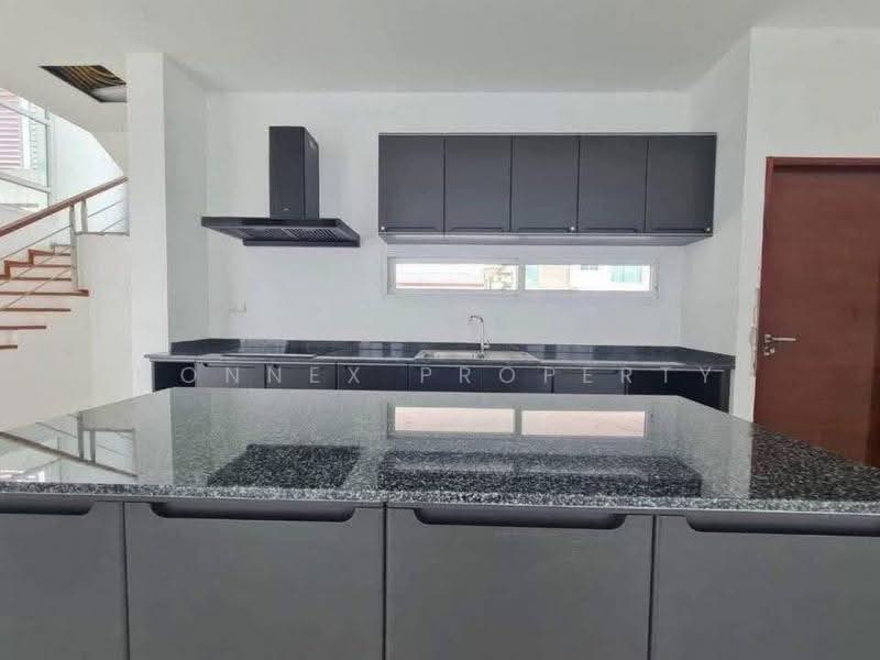 Seabreeze Villa Pattaya, Chon Buri (Pattaya), ถนนสุขุมวิท, Bang Lamung, Bang Lamung (Pattaya), Chon Buri (Pattaya), 5 Bedrooms, 330 sqm, Single Detached House For Sale, by Connex Property, 500506064 - DDproperty.com