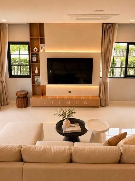 Centro Bangna Phase 2 : เซนโทร บางนา เฟส 2, สมุทรปราการ, บางแก้ว, บางพลี, สมุทรปราการ, 303 ตร.ม., บ้านเดี่ยว ให้เช่า, โดย Jutarat Jitmun, 500506097 - DDproperty.com