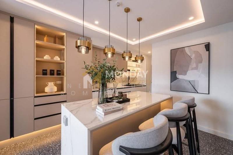 Fifty Fifth Tower, Bangkok, 84 Soi Sukhumvit 55, Sukhumvit Road, Khlong Tan Nua, Watthana, Bangkok, 4 Bedrooms, 165 sqm, Condo For Sale, by Neeranuch Somprasong, 500506127 - DDproperty.com
