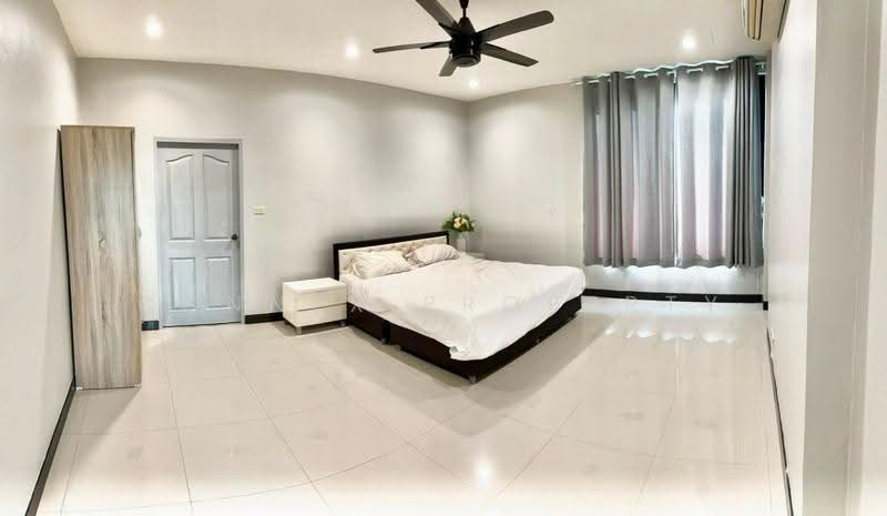 Paradise Villa 1 & 2, Chon Buri (Pattaya), Nong Pru, Bang Lamung (Pattaya), Chon Buri (Pattaya), 6 Bedrooms, 400 sqm, Villa For Sale, by Connex Property, 500506180 - DDproperty.com