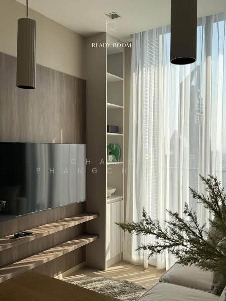 Noble State 39, Bangkok, 35 Soi Sukhumvit 39, Khlong Tan Nua, Watthana, Bangkok, 1 Bedroom, 31 sqm, Condo For Rent, by Chanon Phangchienghien, 500506196 - DDproperty.com