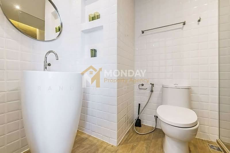 Pathumwan Resort, Bangkok, Phayathai Road, Thanon Phaya Thai, Ratchathewi, Bangkok, 2 Bedrooms, 60 sqm, Condo For Sale, by Neeranuch Somprasong, 500506202 - DDproperty.com