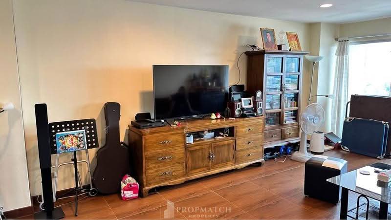The Executive Regent, Bangkok, 2264/3 Nanglinchee Road, Chong Nonsi, Yan Nawa, Bangkok, 1 Bedroom, 85 sqm, Condo For Sale, by หริรักษ์ ตั้งติรวัฒน์, 500506226 - DDproperty.com