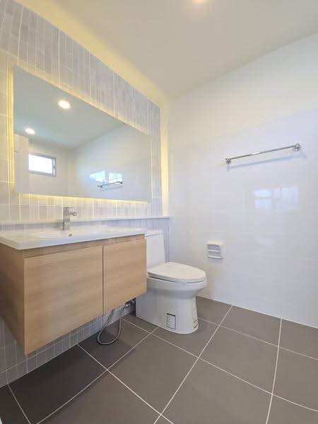 Manthana Wongwaen-Theparak, Samut Prakan, Thepharak Road, Bangphli Yai, Bang Plee, Samut Prakan, 3 Bedrooms, 160 sqm, Single Detached House For Sale, by kanthapoom pornngam, 500506229 - DDproperty.com
