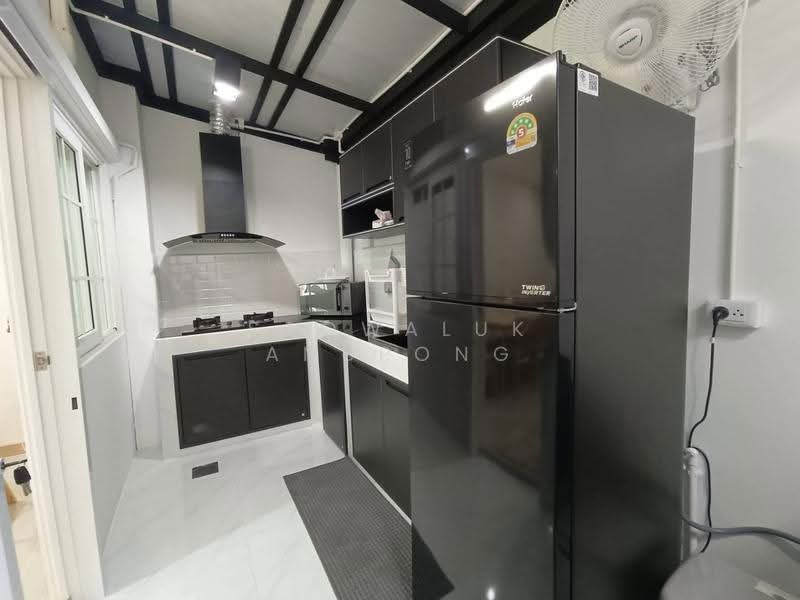 Golden Town Bangna km.5, Samut Prakan, Buanakarin, Bang Kaeo, Bang Plee, Samut Prakan, 4 Bedrooms, 150 sqm, Townhouse For Rent, by Saowaluk Anupong, 500506252 - DDproperty.com
