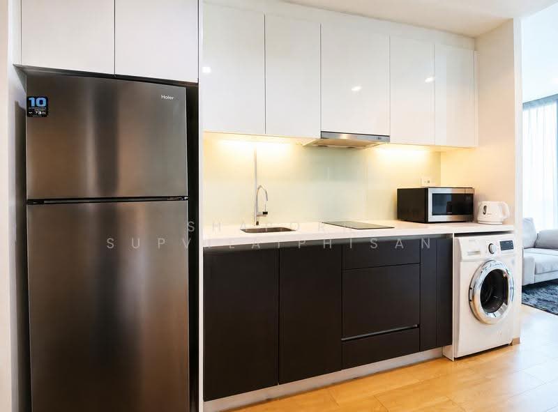 The Breeze Narathiwas, Bangkok, 198 Narathiwat Ratchanakarin Road, Chong Nonsi, Yan Nawa, Bangkok, 1 Bedroom, 52 sqm, Condo For Rent, by Shaporn Supvilaiphisan, 500506325 - DDproperty.com