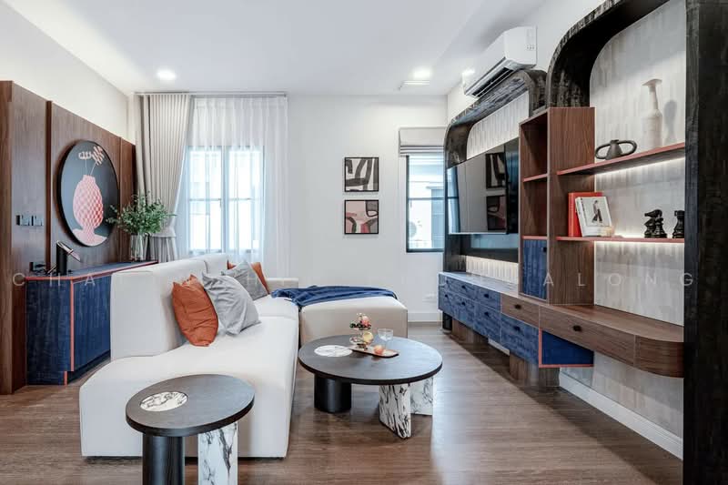 Nantawan Rama 9 - New Krungthepkreetha, Bangkok, Saphan Sung, Bangkok, 3 Bedrooms, 302 sqm, Single Detached House For Rent, by Charinthip Phungalong, 500506327 - DDproperty.com