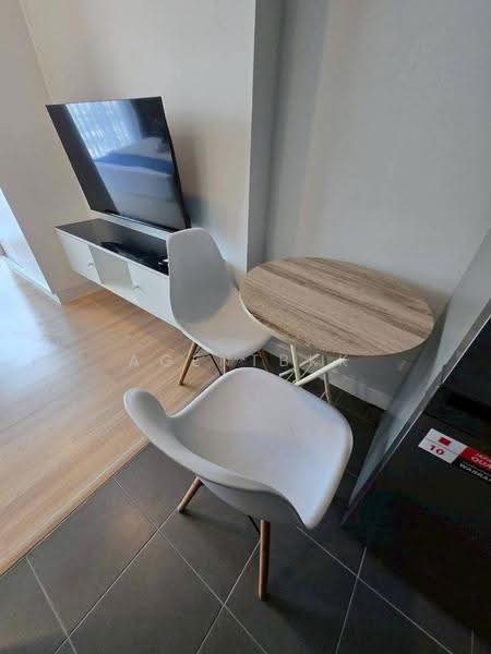 Metro Sky Wutthakat, Bangkok, Thanon Wutthakat, Talat Plu, Thon Buri, Bangkok, 1 Bedroom, 23 sqm, Condo For Rent, by Agentbkk, 500506347 - DDproperty.com