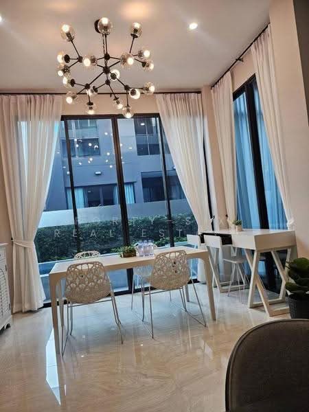 The Honor Yothinpattana, Bangkok, 3 Thanon Pho Kaeo, Khlong Chan, Bang Kapi, Bangkok, 5 Bedrooms, 455 sqm, Single Detached House For Sale, by Forty-Six Real Estate Group, 500506375 - DDproperty.com