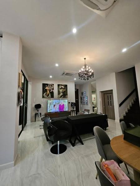 The Honor Yothinpattana, Bangkok, 3 Thanon Pho Kaeo, Khlong Chan, Bang Kapi, Bangkok, 5 Bedrooms, 455 sqm, Single Detached House For Sale, by Forty-Six Real Estate Group, 500506375 - DDproperty.com