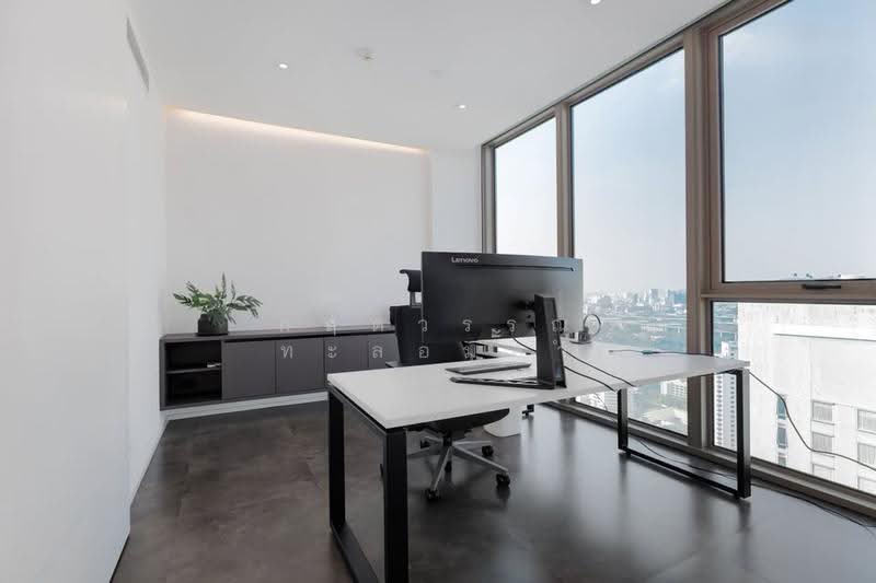 Hyde Sukhumvit 11, Bangkok, 11 Soi Sukhumvit 11, Khlongtoei Nua, Watthana, Bangkok, 3 Bedrooms, 196 sqm, Condo For Sale, by กฤตวรรณ ทะลอมคำ, 500506386 - DDproperty.com