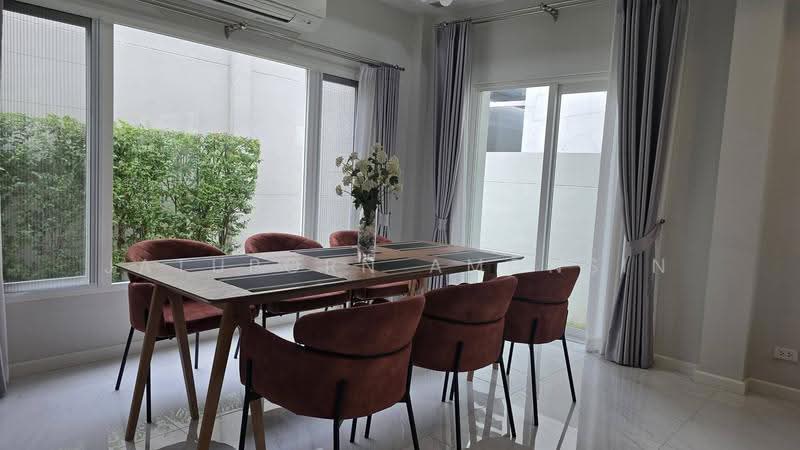 Laddarom Chatuchot 15, Bangkok, Soi Chatuchot 15, O-Ngoen, Sai Mai, Bangkok, 4 Bedrooms, 220 sqm, Single Detached House For Sale, by Jatuporn Amonsin, 500506390 - DDproperty.com