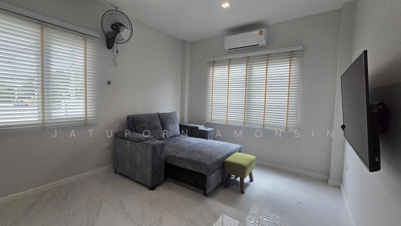 Laddarom Chatuchot 15, Bangkok, Soi Chatuchot 15, O-Ngoen, Sai Mai, Bangkok, 4 Bedrooms, 220 sqm, Single Detached House For Sale, by Jatuporn Amonsin, 500506390 - DDproperty.com