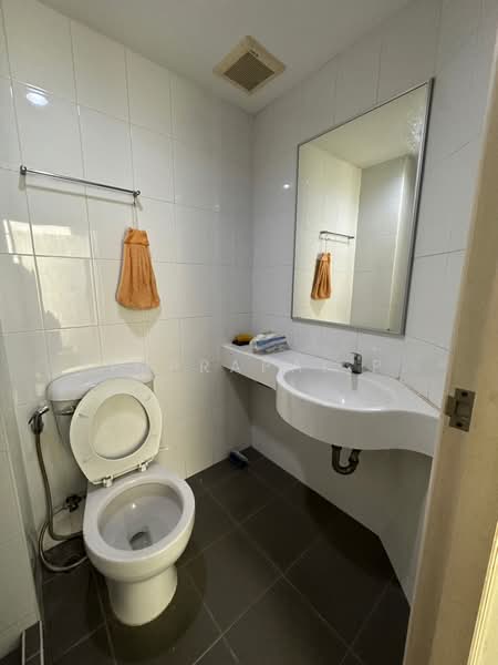 Lumpini Condo Town Nida-Serithai, Bangkok, 301 Seri Thai Road, Khlong Kum, Bueng Kum, Bangkok, 2 Bedrooms, 46 sqm, Condo For Rent, by Pimprapai P., 500506395 - DDproperty.com