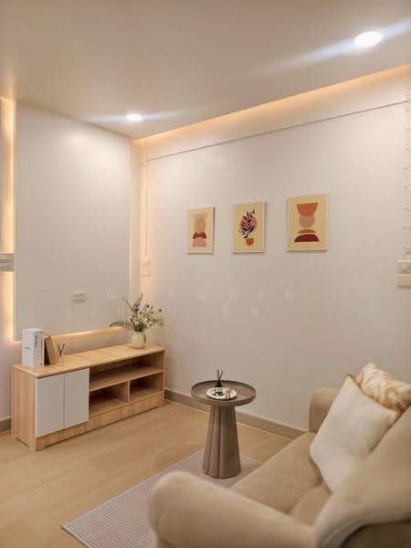 Ua-Athorn Pa Tan, Chiang Mai, Chang Phuak, Muang Chiang Mai, Chiang Mai, 2 Bedrooms, 33 sqm, Townhouse For Sale, by Nakornpong Chuenjit, 500506405 - DDproperty.com