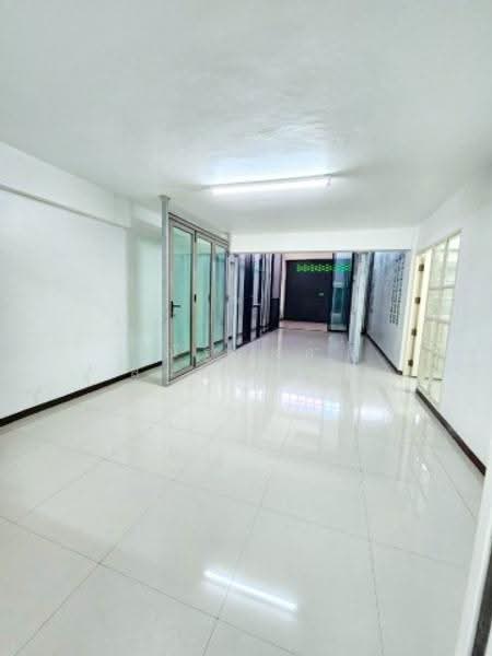 ไม่พบโครงการ, Samut Prakan, ศรีด่าน 13-19, Samrong Nua, Muang Samut Prakarn, Samut Prakan, , 720 sqm, Shophouse For Rent, by ณัฐพงศ์ สุนทรอรุณ, 500506436 - DDproperty.com