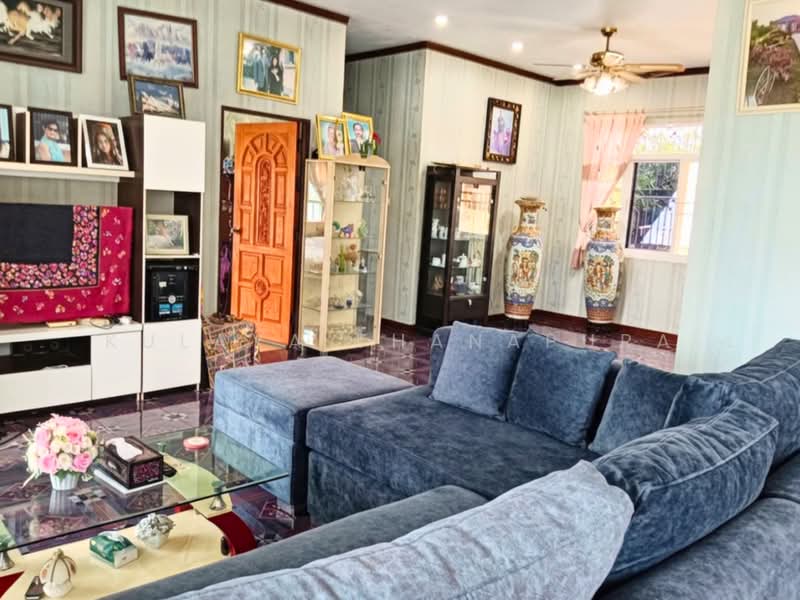 บ้านเดี่ยวชั้นเดียวสไตล์คฤหาสน์ ต.โนนสูง อ.เมืองอุดรธานี : Mansion-Style House, Non Sung, Udon Thani, อุดรธานี, ถนนมิตรภาพอุดรธานี-ขอนแก่น, โนนสูง, เมืองอุดรธานี, อุดรธานี, 150 ตร.ม., บ้านเดี่ยว ขาย, โดย Kulaya Thanapura, 500506439 - DDproperty.com