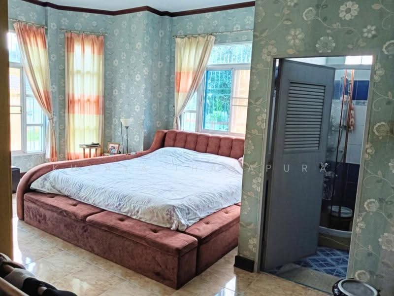 Mansion-Style House for Sale in Non Sung Udon Thani, Furnished : บ้านเดี่ยวชั้นเดียวสไตล์คฤหาสน์, Udon Thani, ถนนมิตรภาพอุดรธานี-ขอนแก่น, Non Sung, Muang Udon Thani, Udon Thani, 3 Bedrooms, 150 sqm, Single Detached House For Sale, by Kulaya Thanapura, 500506439 - DDproperty.com
