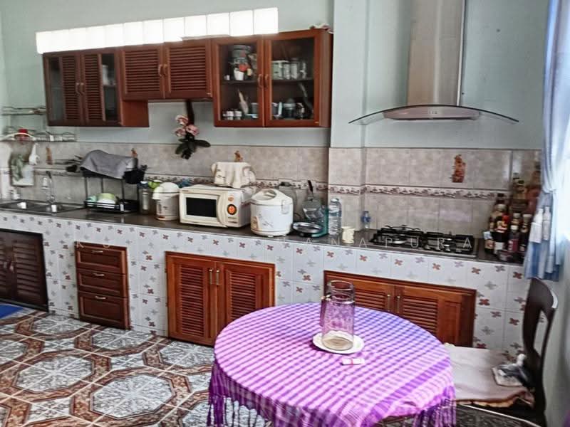 Mansion-Style House for Sale in Non Sung Udon Thani, Furnished : บ้านเดี่ยวชั้นเดียวสไตล์คฤหาสน์, Udon Thani, ถนนมิตรภาพอุดรธานี-ขอนแก่น, Non Sung, Muang Udon Thani, Udon Thani, 3 Bedrooms, 150 sqm, Single Detached House For Sale, by Kulaya Thanapura, 500506439 - DDproperty.com