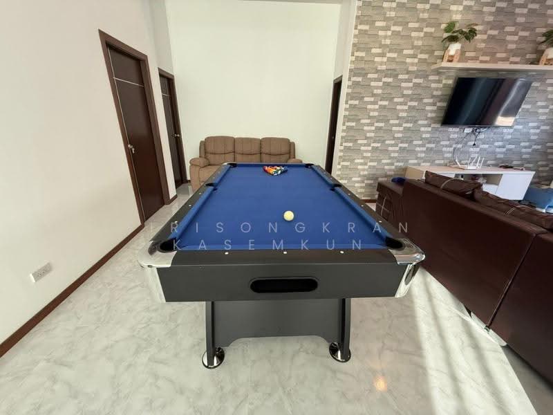 3-BR Villa, Chon Buri (Pattaya), Bang Lamung, Bang Lamung (Pattaya), Chon Buri (Pattaya), 3 Bedrooms, 200 sqm, Villa For Rent, by Sirisongkran Kasemkun, 500506474 - DDproperty.com