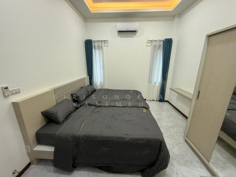3-BR Villa, Chon Buri (Pattaya), Bang Lamung, Bang Lamung (Pattaya), Chon Buri (Pattaya), 3 Bedrooms, 200 sqm, Villa For Rent, by Sirisongkran Kasemkun, 500506474 - DDproperty.com