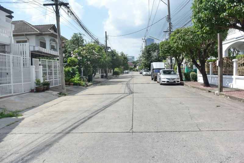 Sarawan Ville : ศราวัณวิลล์, นนทบุรี, ซอยหมู่บ้านศราวัณวิลล์ 2, บางตลาด, ปากเกร็ด, นนทบุรี, 390 ตร.ม., บ้านเดี่ยว ให้เช่า, โดย อรุณ อเนกคุณะ, 500506507 - DDproperty.com