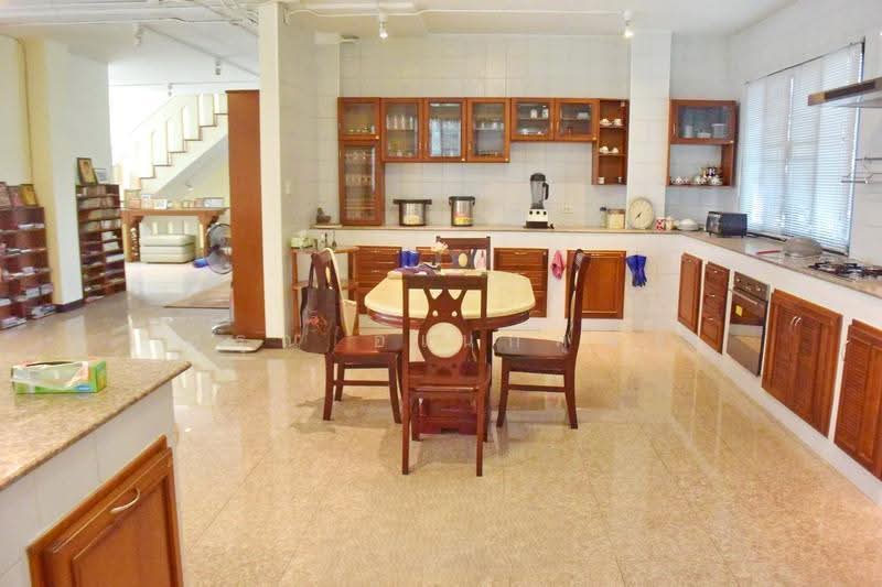 Sarawan Ville, Nonthaburi, Soi Sarawan Ville Village 2, Bang Talat, Pak Kret, Nonthaburi, 4 Bedrooms, 390 sqm, Single Detached House For Rent, by อรุณ อเนกคุณะ, 500506507 - DDproperty.com