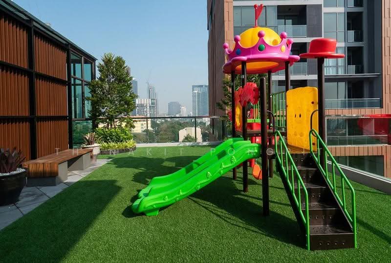 Baan Santisuk, Bangkok, 97 Soi Sukhumvit 38, Phra Kanong, Khlong Toei, Bangkok, 2 Bedrooms, 87 sqm, Apartment For Rent, by Thanakit Pongpit, 500506508 - DDproperty.com