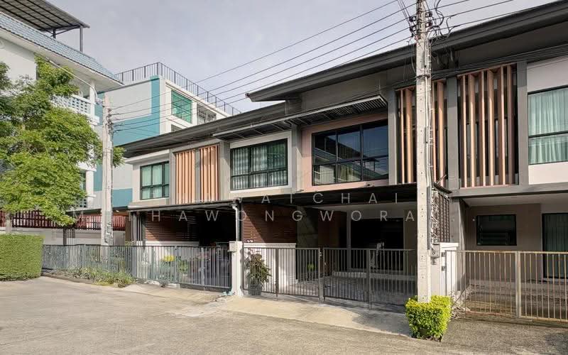 Premium Time Home Suanluang Rama 9, Bangkok, Chaloem Phrakiat Rama 9 Road, Soi 47, Nong Bon, Prawet, Bangkok, 2 Bedrooms, 140 sqm, Townhouse For Rent, by Thawatchai Methawongworakul, 500506628 - DDproperty.com