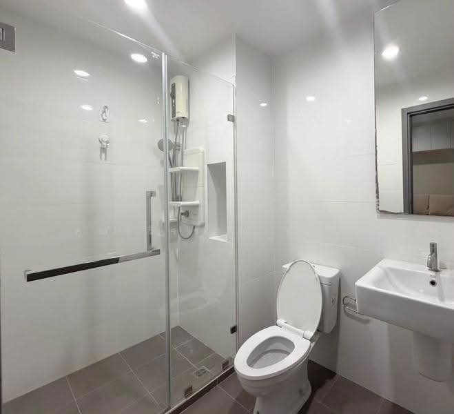 The Base Park West Sukhumvit 77, Bangkok, 11 Soi Sukhumvit 77 Sukhumvit Road, Phra Kanong Nua, Watthana, Bangkok, 1 Bedroom, 30 sqm, Condo For Rent, by คุณรวีวรรณ อู่เงิน, 500506637 - DDproperty.com