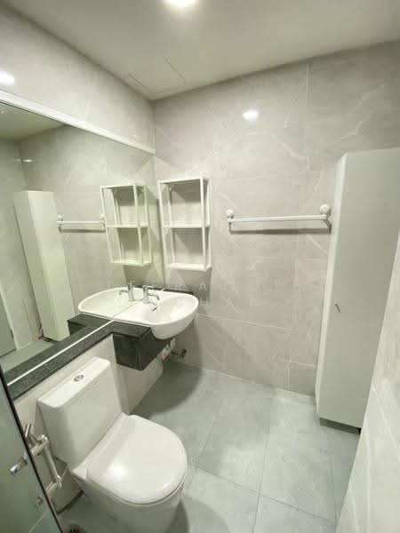 The Light House Sathorn–Chareonnakorn, Bangkok, Chareonnakorn Road, Khlong Ton Sai, Khlong San, Bangkok, 2 Bedrooms, 70 sqm, Condo For Sale, by Teeranop Inchan, 500506649 - DDproperty.com