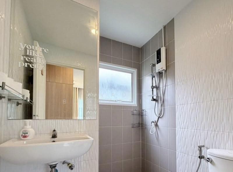 Centro Rama 9-Motorway, Bangkok, Rural Development 3 Road, Khlong Song Ton Nun, Lat Krabang, Bangkok, 4 Bedrooms, 164 sqm, Single Detached House For Sale, by Pavadee Boonyarith, 500506658 - DDproperty.com
