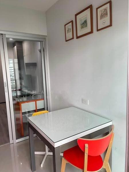 Centric Sathorn-St Louis, Bangkok, Sathorn Nua Road, Yan Nawa, Sathon, Bangkok, 1 Bedroom, 34 sqm, Condo For Rent, by Thawatchai Methawongworakul, 500506662 - DDproperty.com