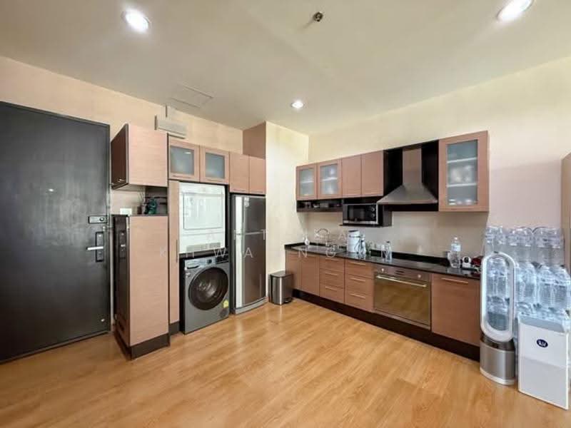 Baan Klang Krung Siam-Pathumwan, Bangkok, Petchburi Road, Thanon Phetchaburi, Ratchathewi, Bangkok, 2 Bedrooms, 85 sqm, Condo For Sale, by Anthea Khwanngam, 500506663 - DDproperty.com