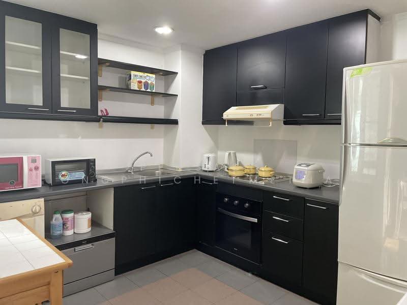 Piranohn Apartment, Bangkok, Khlong Tan Nua, Watthana, Bangkok, 2 Bedrooms, 130 sqm, Apartment For Rent, by Pensasi Ongphichetmetha, 500506695 - DDproperty.com