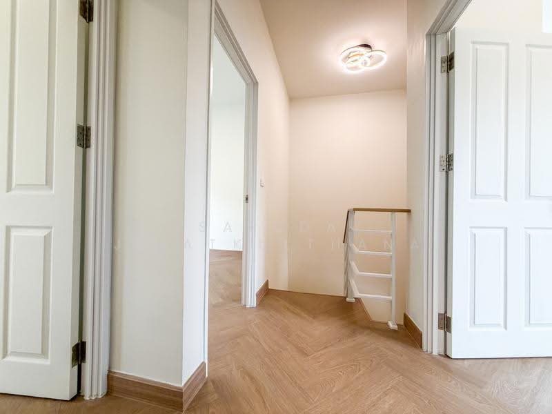 Golden Town Rattanathibet-Saima Station, Nonthaburi, Soi Wat Pleng-Bang Na Alley, Rattanathibet Road, Talat Kwan, Muang Nonthaburi, Nonthaburi, 4 Bedrooms, 100 sqm, Townhouse For Sale, by Saruda Jiratkulthana, 500506706 - DDproperty.com