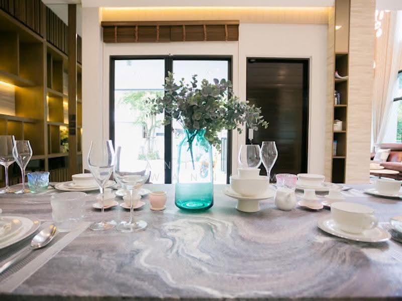 The Gentry Ekamai-Ladprao, Bangkok, 90 Soi Ladprao 94, Phlapphla, Wang Thonglang, Bangkok, 3 Bedrooms, 380 sqm, Single Detached House For Sale, by Anthea Khwanngam, 500506708 - DDproperty.com