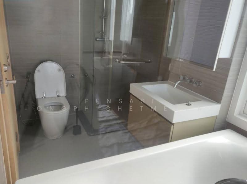 Siri At Sukhumvit, Bangkok, 902 Sukhumvit Road, Phra Kanong, Khlong Toei, Bangkok, 2 Bedrooms, 74 sqm, Condo For Rent, by Pensasi Ongphichetmetha, 500506726 - DDproperty.com