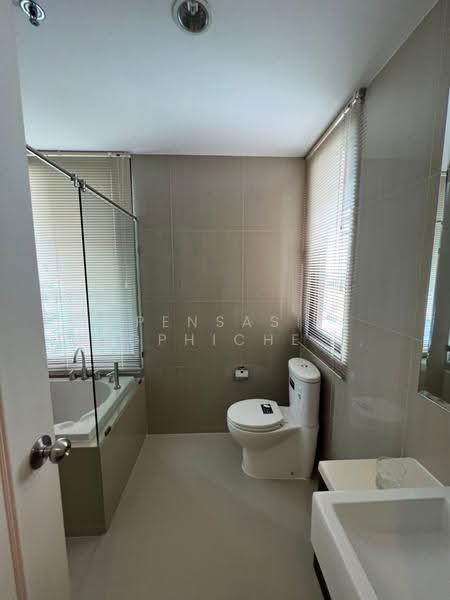 Villa Asoke, Bangkok, 1588 New Petchburi Road, Makkasan, Ratchathewi, Bangkok, 2 Bedrooms, 80 sqm, Condo For Rent, by Pensasi Ongphichetmetha, 500506752 - DDproperty.com