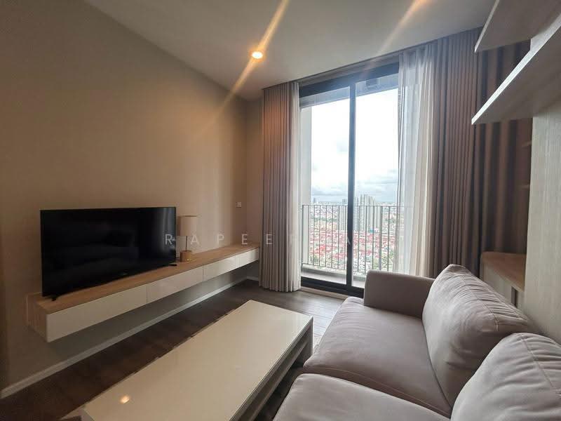 Whizdom Essence, Bangkok, 5 Piyabutr 1 Alley, Bang Chak, Phra Khanong, Bangkok, 1 Bedroom, 45 sqm, Condo For Rent, by Rapeephan, 500506770 - DDproperty.com