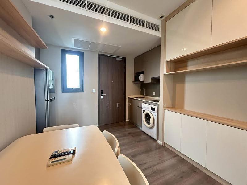 Whizdom Essence, Bangkok, 5 Piyabutr 1 Alley, Bang Chak, Phra Khanong, Bangkok, 1 Bedroom, 45 sqm, Condo For Rent, by Rapeephan, 500506770 - DDproperty.com
