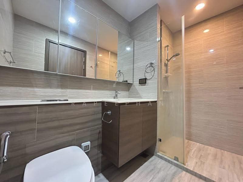 Whizdom Essence, Bangkok, 5 Piyabutr 1 Alley, Bang Chak, Phra Khanong, Bangkok, 1 Bedroom, 45 sqm, Condo For Rent, by Rapeephan, 500506770 - DDproperty.com
