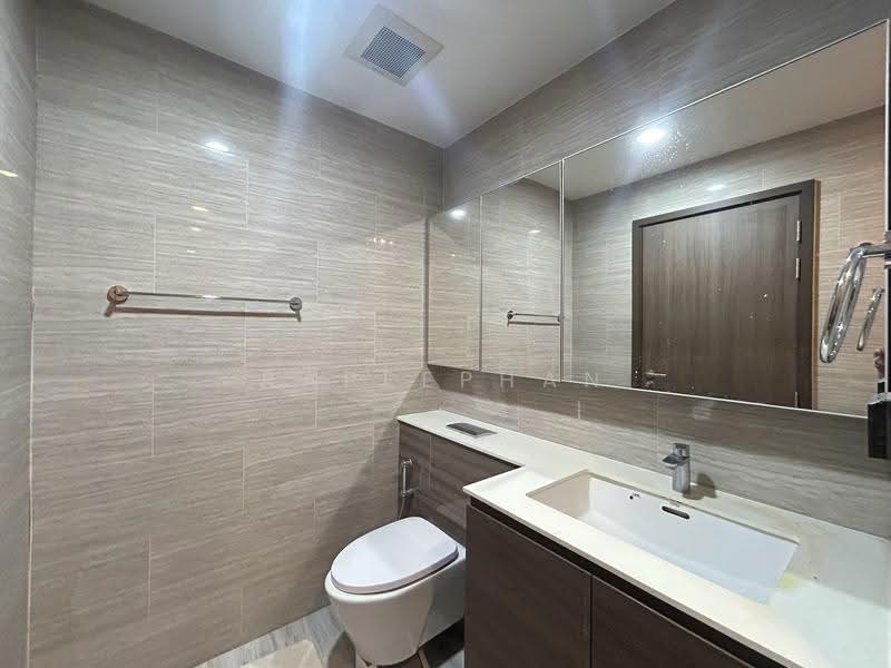 Whizdom Essence, Bangkok, 5 Piyabutr 1 Alley, Bang Chak, Phra Khanong, Bangkok, 1 Bedroom, 45 sqm, Condo For Rent, by Rapeephan, 500506770 - DDproperty.com
