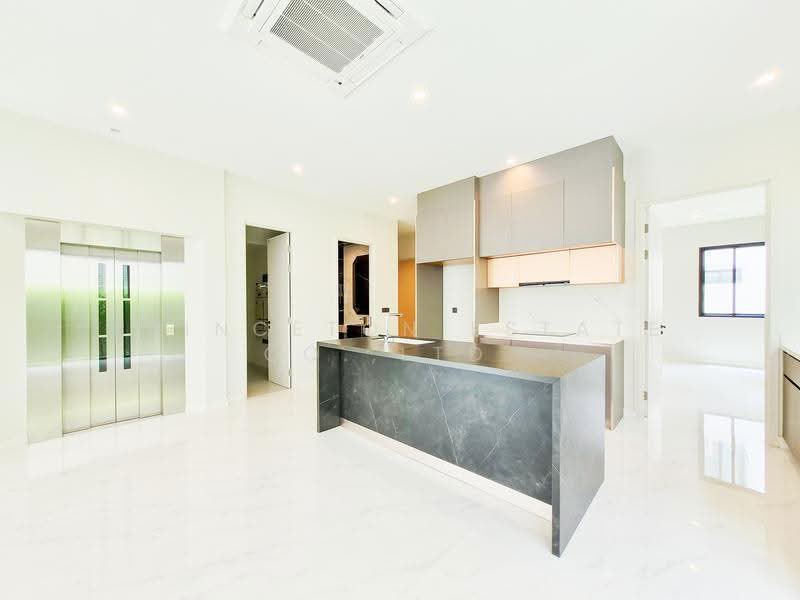 CINQ ROYAL The Eighteen Bangna KM.7, Samut Prakan, Bang Kaeo, Bang Plee, Samut Prakan, 5 Bedrooms, 748 sqm, Single Detached House For Sale, by Princeton Estate Co.,Ltd., 500506776 - DDproperty.com