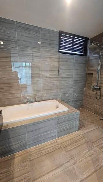 Nirvana Define Srinakarin-Rama 9, Bangkok, Srinakarin - Rom Klao Road, Saphan Sung, Bangkok, 3 Bedrooms, 230 sqm, Townhouse For Rent, by Napatsawan Tamjorhor, 500506814 - DDproperty.com